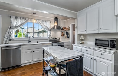 6611 78th Place NE, Marysville, WA 98270 - photo 3