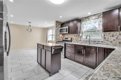 787 Castlebar Dr, North Tonawanda, NY 14120 - photo 4