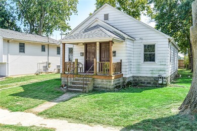 419 W Franklin Ave, Effingham, IL 62401 - photo 2