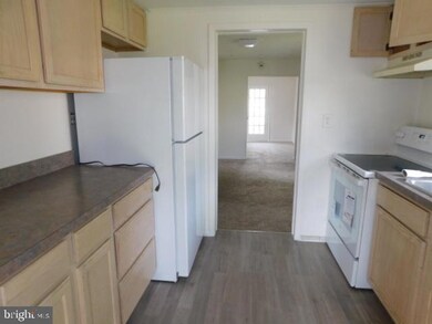 200 S Mildred St, Ranson, WV 25438 - photo 4