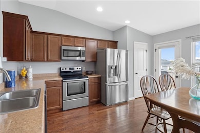 1312 SW Cornwall Rd, Raymore, MO 64083 - photo 7