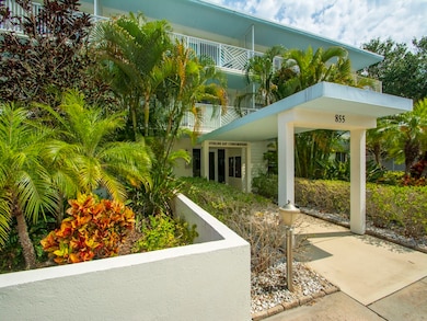 855 Dahlia Ln unit 205, Vero Beach, FL 32963 - photo 2