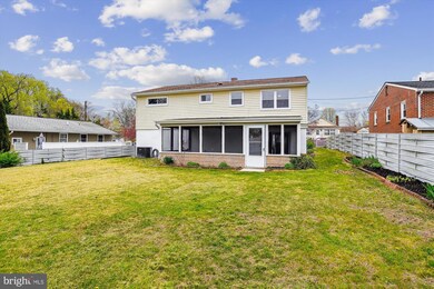 224 Lake Rd, Pasadena, MD 21122 - photo 5