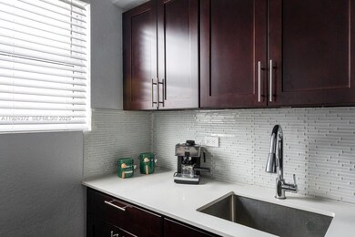 7334 Harding Ave unit 6, Miami Beach, FL 33141 - photo 4