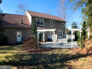 11285 Keokee Ct, Swan Point, MD 20645 - photo 5