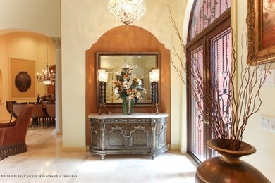 FOYER