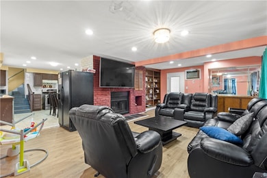 22 Whipple Ave, North Providence, RI 02911 - photo 5