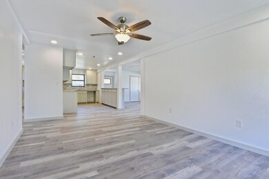 729 N York Ave, Denison, TX 75020 - photo 5