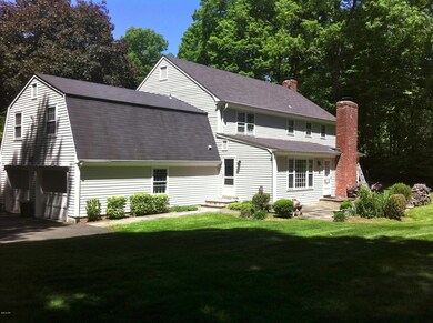 9 Stepping Stone Ln, Greenwich, CT 06830 - photo 3