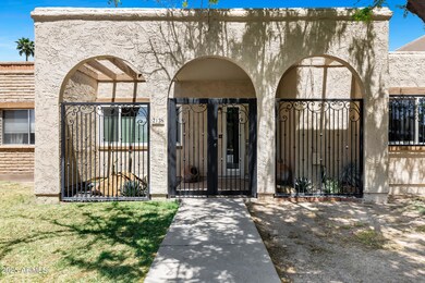 2138 E Minton Dr-4