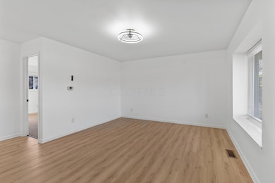 2718 Roxbury Rd, Columbus, OH 43219 - photo 2