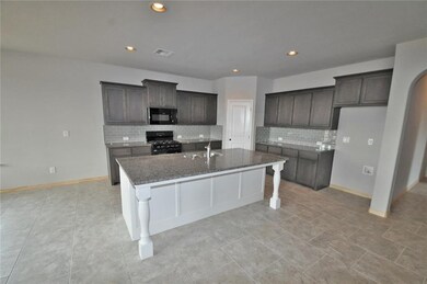 14713 Rambling Creek Dr, Edmond, OK 73012 - photo 4