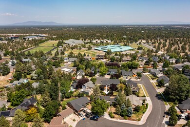 63538 Sierra Ct, Bend, OR 97701 - photo 2