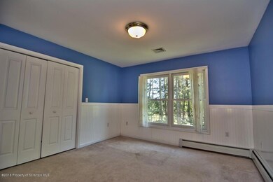 913 Old Logger Rd, Moscow, PA 18444 - photo 3