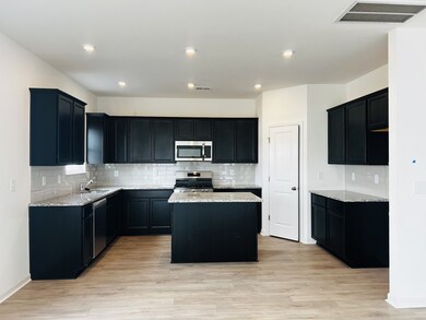 271 Forrest Dr, Columbia, TN 38401 - photo 6