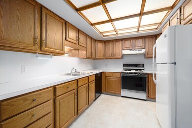 612 Gardenview Dr SW, Byron Center, MI 49315 - photo 5