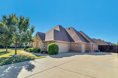 1809 Monaco Dr, Corinth, TX 76210 - photo 3