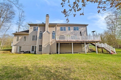Large, Elevated Trex Deck