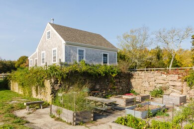 1247 Main Street