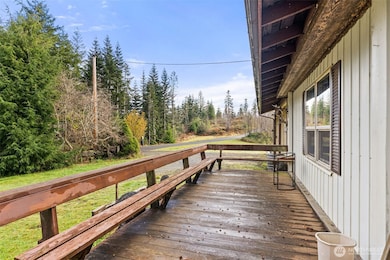 2700 Mallis Landing Rd, Raymond, WA 98577 - photo 7