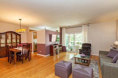 1530 Commodore Ct unit 70235, Schaumburg, IL 60193 - photo 2
