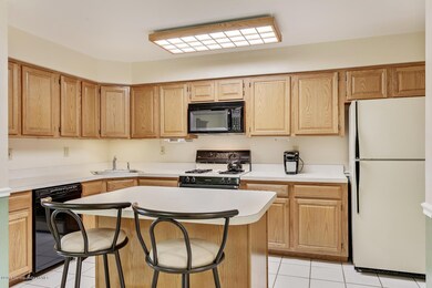 23 Forest Garden Dr Matawan NJ-large-010