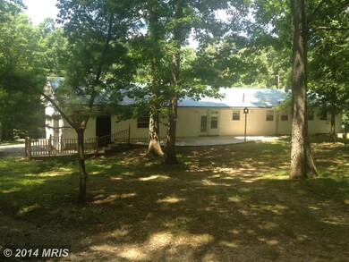 13541 Ritchie Rd, Cascade, MD 21719 - photo 3
