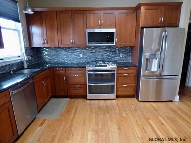 73 Railroad Place unit 402, Saratoga Springs, NY 12866 - photo 3