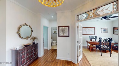 4. Foyer to Office & Guest Bed