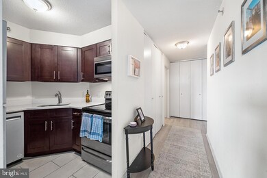 2018 32 Walnut St unit 11F, Philadelphia, PA 19103 - photo 6