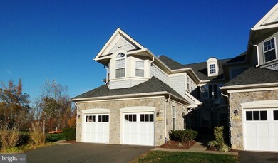 13803 Gullane Dr unit 72, Woodbridge, VA 22191 - photo 2