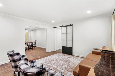 2133 W 10th St, Laurel, MS 39440 - photo 7