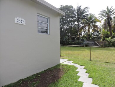 EXTERIOR - PRIVATE WALK WAY TO UNIT