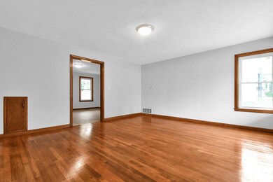 5-web-or-mls-1231-s-pickaway-st