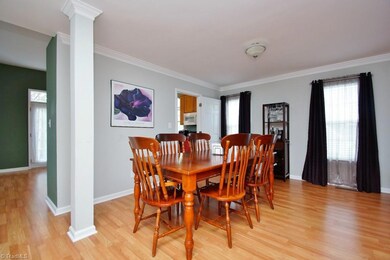 Dining room.