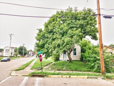 201 Maple St, Cincinnati, OH 45216 - photo 4