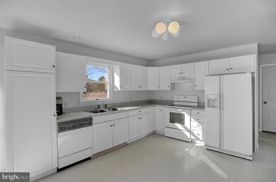 1333 Clouser Hollow Rd, New Bloomfield, PA 17068 - photo 6