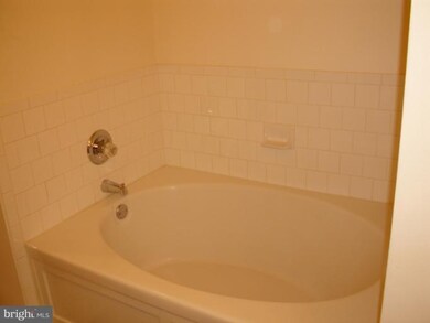 15615 Everglade Ln unit H103, Bowie, MD 20716 - photo 6