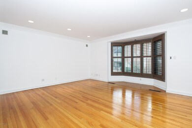 101 Lewis St unit J, Greenwich, CT 06830 - photo 4
