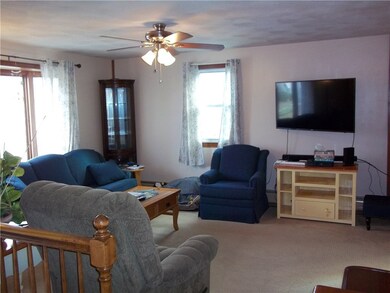 35 Paulhus Ct, Pawtucket, RI 02861 - photo 6