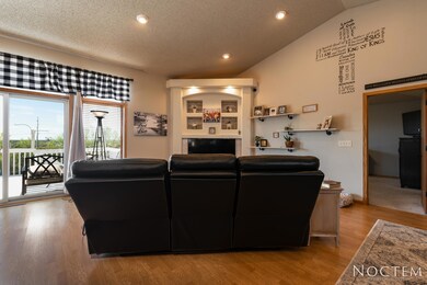 3601 Foxhaven Loop-15