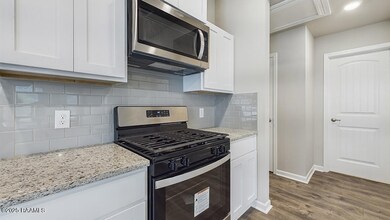 Longleaf - White - 3