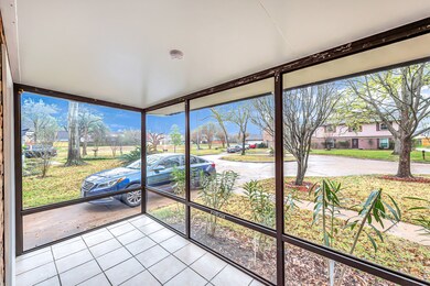 5506 Oak Trail Ln, Houston, TX 77091 - photo 7