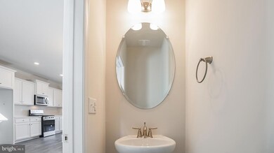 31 Penny Ln, Neptune, NJ 07753 - photo 2