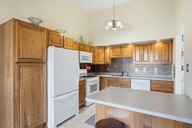 239 Laura Ln, Hobart, IN 46342 - photo 7