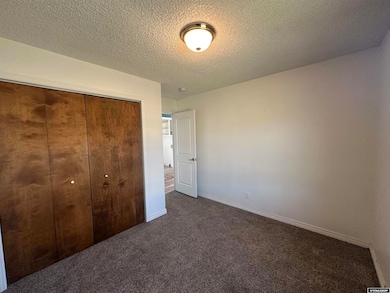 1318 Arizona St, Rawlins, WY 82301 - photo 7