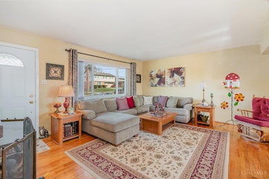 833 Serben Dr, Cincinnati, OH 45233 - photo 3