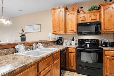 Full Size Kitchen