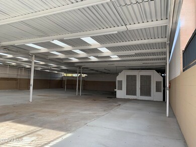 9025 N 8th St, Phoenix, AZ 85020 - photo 6