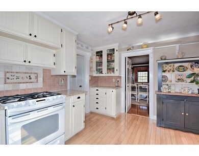 377 Bailey Rd, Holden, MA 01520 - photo 4